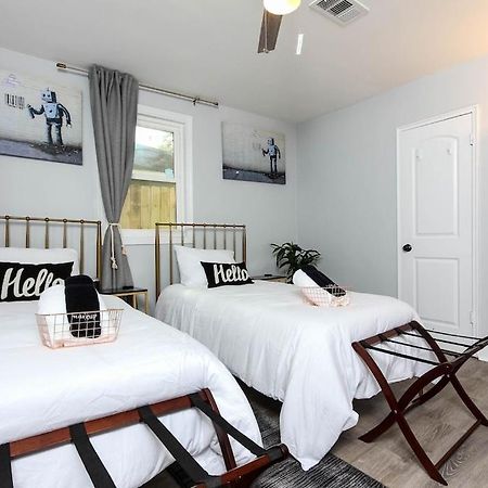 West End Bungalow Perfect To Work, Play, & Escape Atlanta Exterior foto