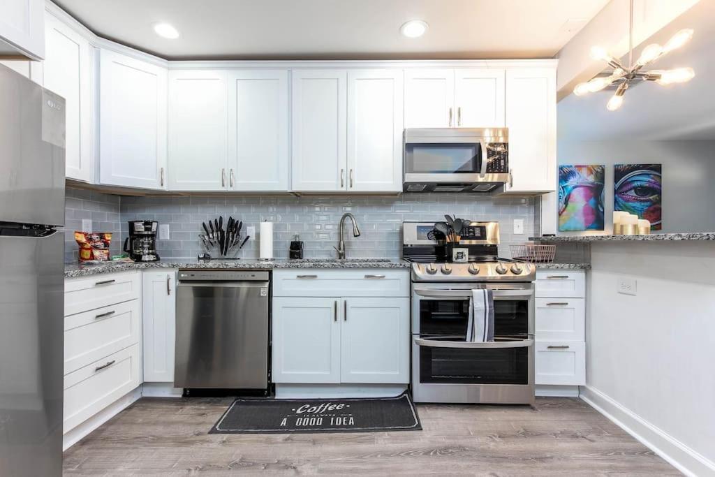 West End Bungalow Perfect To Work, Play, & Escape Atlanta Exterior foto