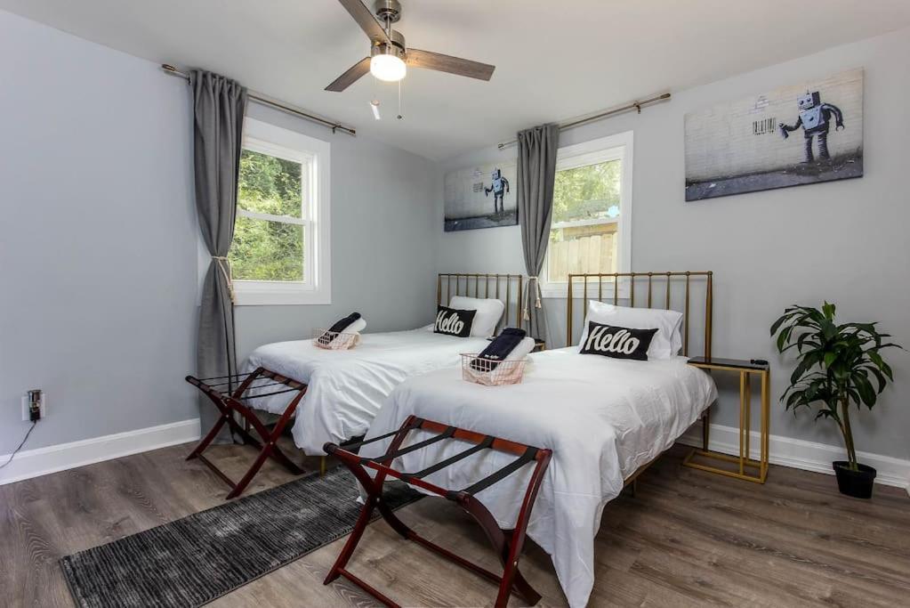 West End Bungalow Perfect To Work, Play, & Escape Atlanta Exterior foto