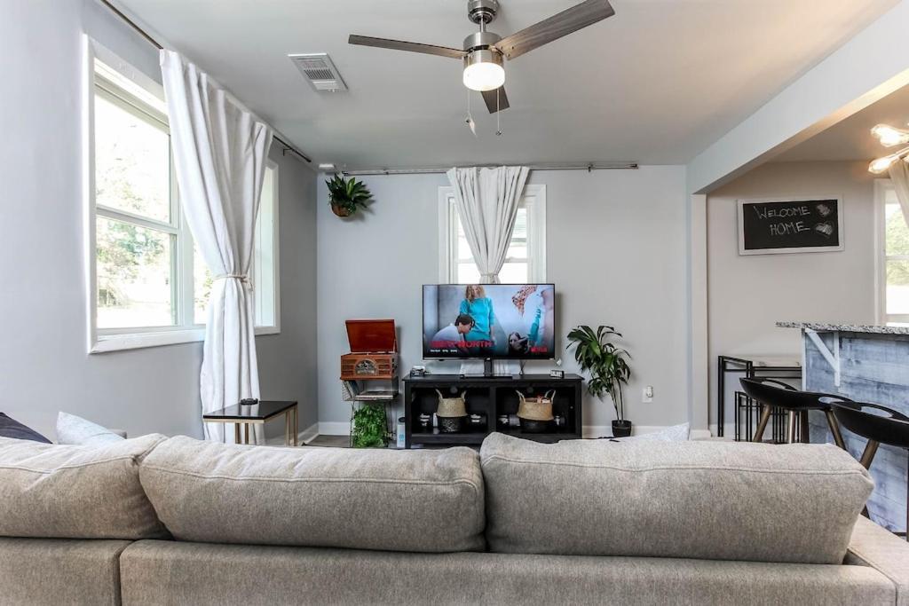 West End Bungalow Perfect To Work, Play, & Escape Atlanta Exterior foto